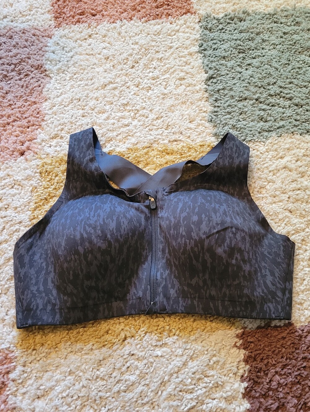 Lululemon Enlite Front-Zip Bra *High Support*, 38D, Leopard Camo Deep Coal Multi
